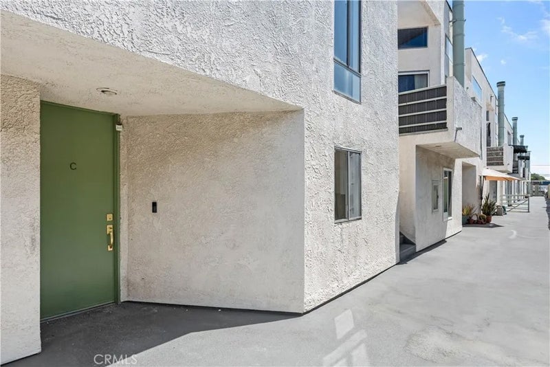 6036 Hazelhurst #C