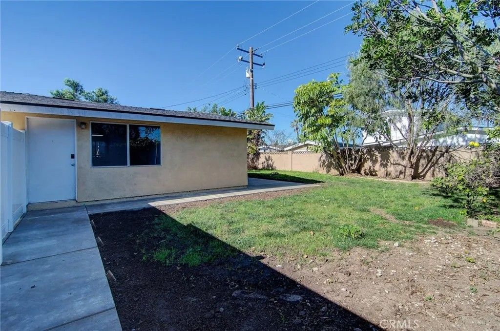 Photo of 270 Joann St #B, Costa Mesa, CA 92626 (MLS # NP26009782)
