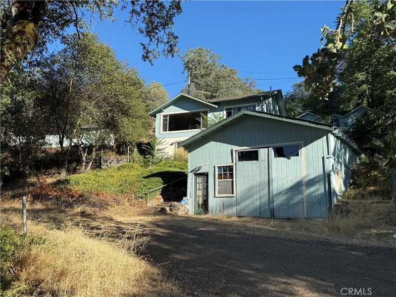 3084 Manzanita
