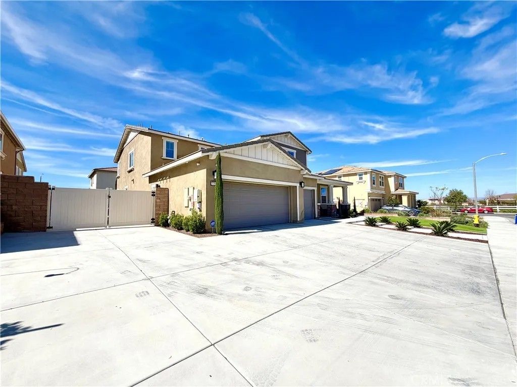 Photo of 27221 Buckaroo Circle, Menifee, CA 92585 (MLS # SW26043872)
