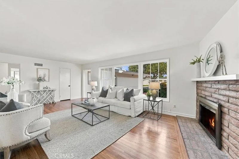 2622 W 180th Street