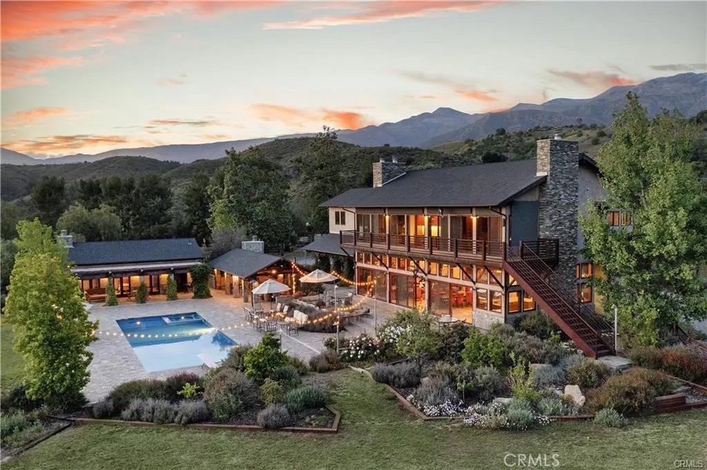 10585 Ojai Santa Paula
