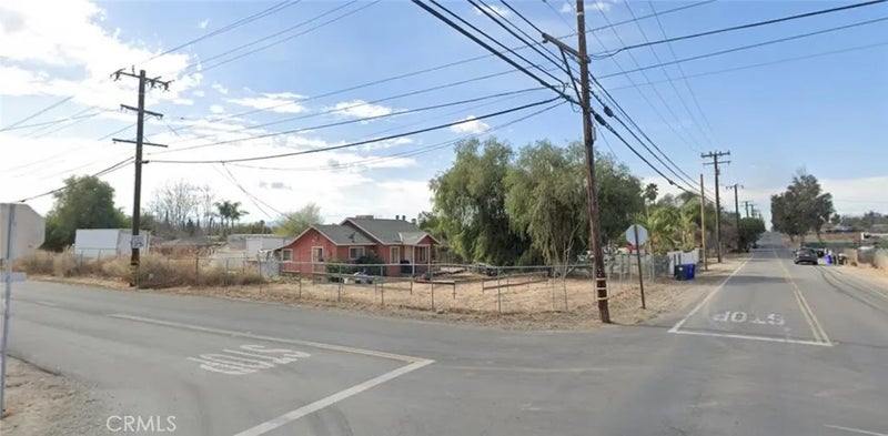 10312 Jurupa Road