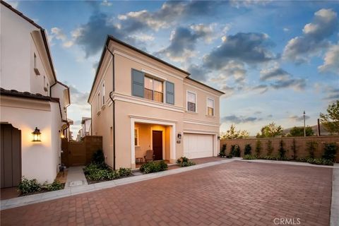 Photo of 109 Fairgreen, Irvine, CA 92618 (MLS # PW26010135)