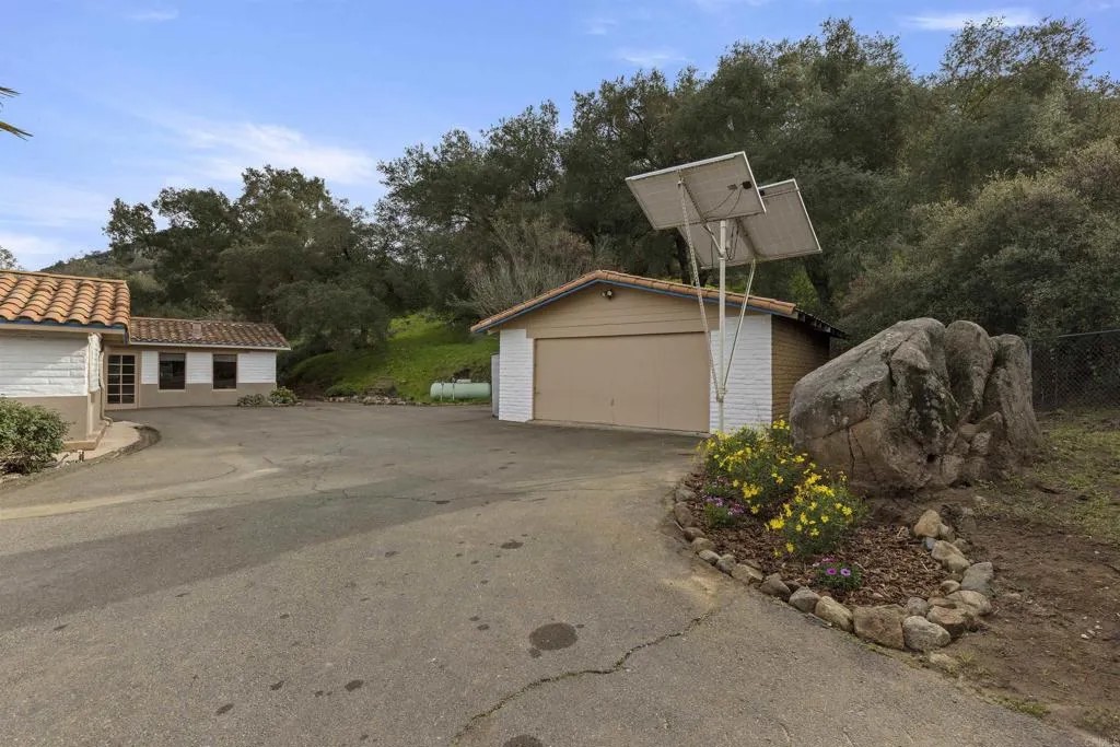 14215 WOODS VALLEY RD