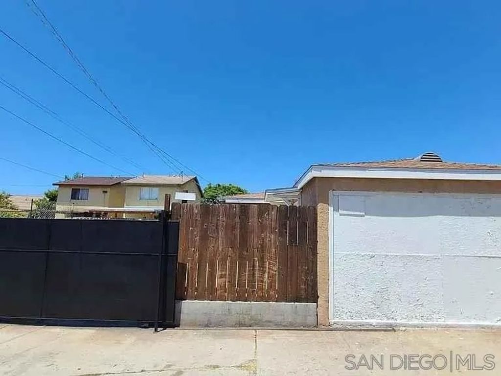 Photo of 3133 Clay Ave #B Ave, San Diego, CA 92113 (MLS # 260010442)