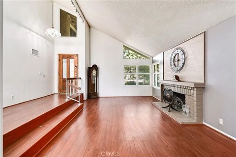 Photo of 10 Bluff Point, Phillips Ranch, CA 91766 (MLS # SR26003734)