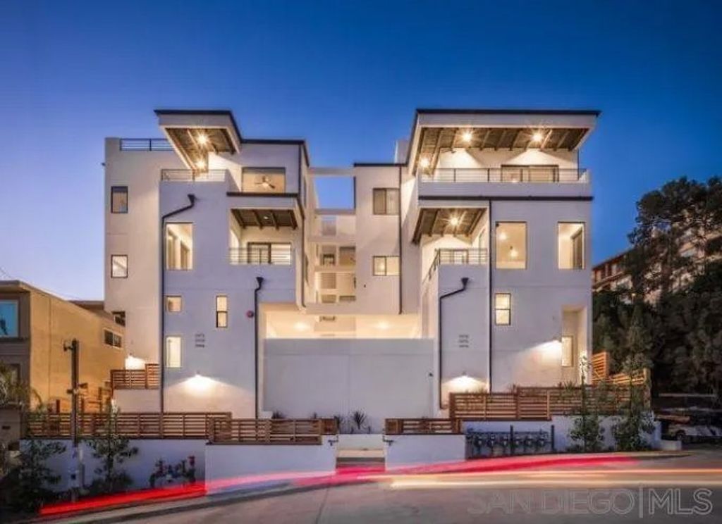Photo of 5968 Lauretta Street, San Diego, CA 92110 (MLS # 260010116)