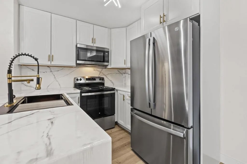 1855 Diamond Street 5-230