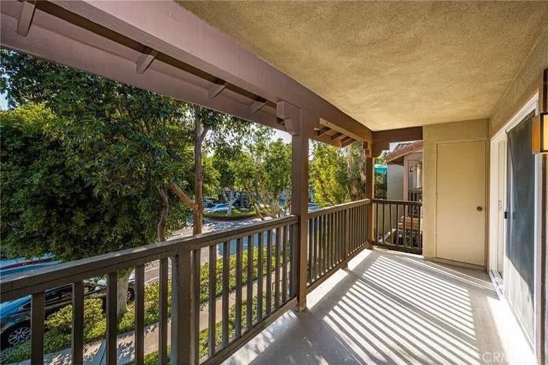 2800 Keller Drive 221