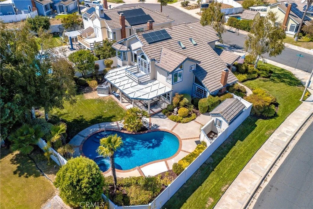 30569 Bridgeview Circle