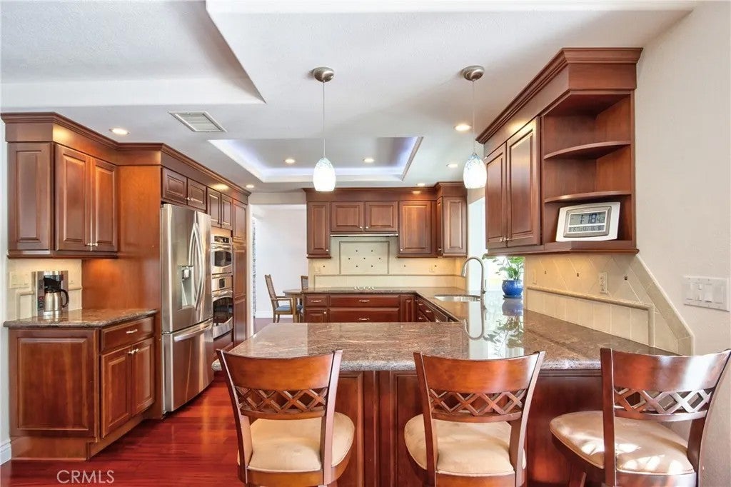 30569 Bridgeview Circle