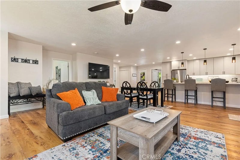 5505 Live Oak Drive