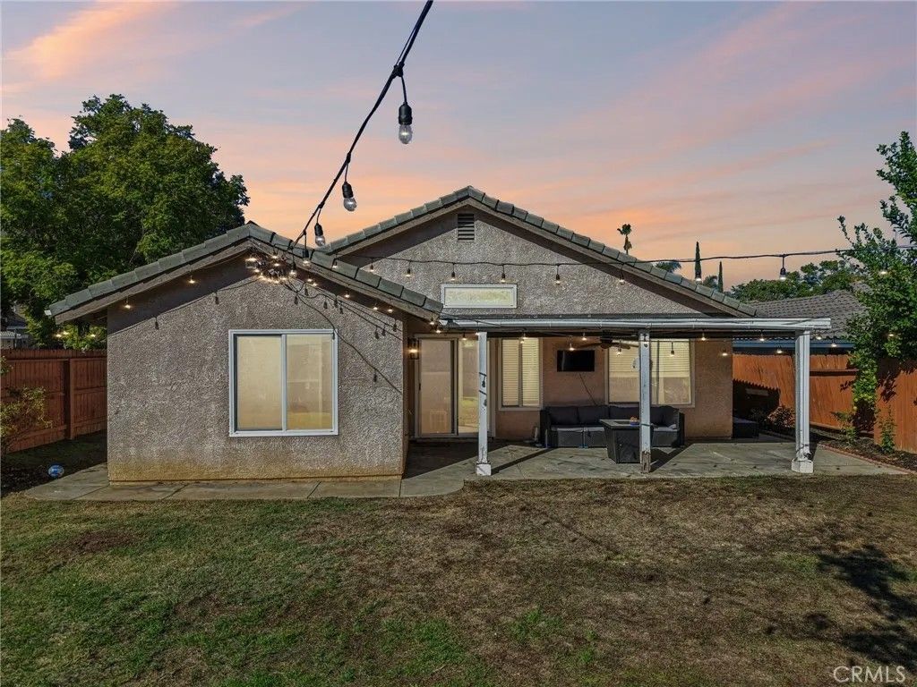 Photo of 10374 Crossing Green, Moreno Valley, CA 92557 (MLS # CV25271049)