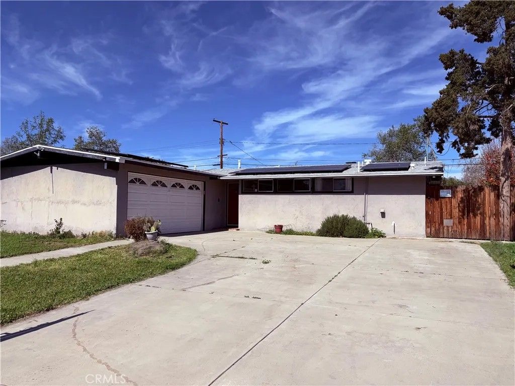 Photo of 5771 Walter Street, Riverside, CA 92504 (MLS # RS26042852)