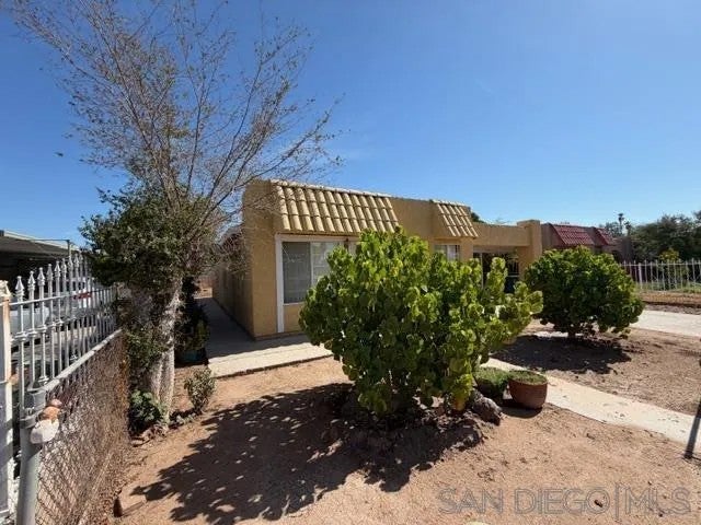 253 Robert Kennedy St