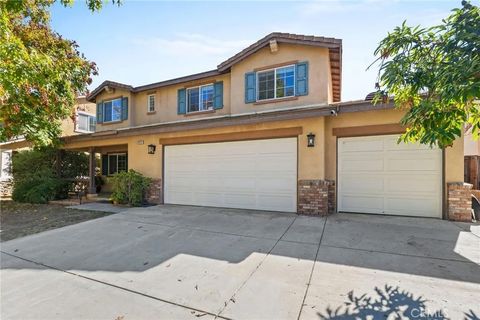 Photo of 29225 Hydrangea St, Murrieta, CA 92563 (MLS # PW25245420)