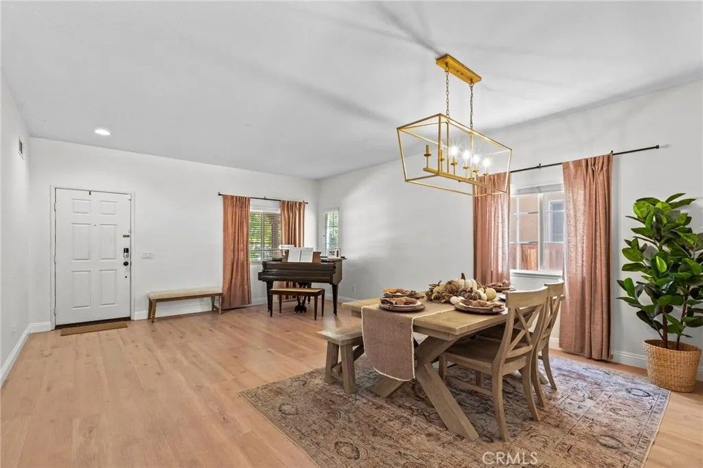 Photo of 29225 Hydrangea St, Murrieta, CA 92563 (MLS # PW25245420)