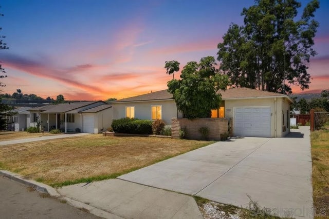 3522 Foursome Dr, La Mesa