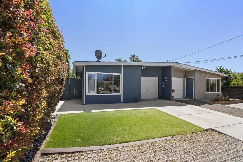 Photo of 1241 Orkney Lane, Cardiff By The Sea, CA 92007 (MLS # NDP2604644)