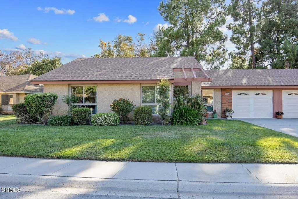 15109 Village 15