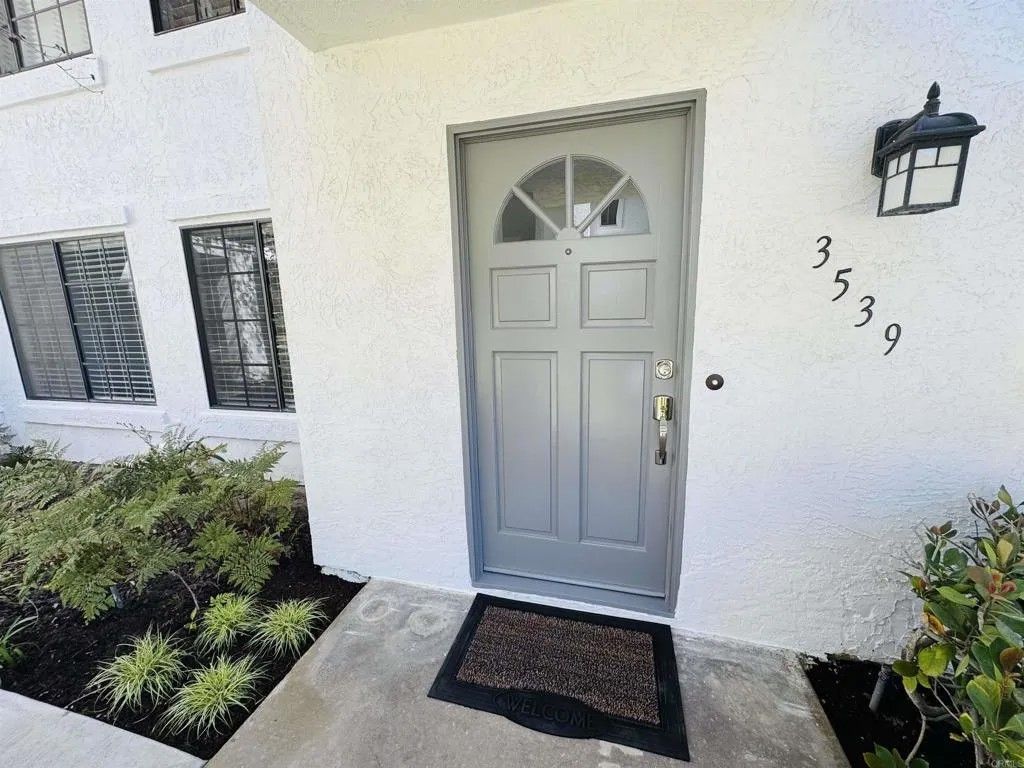 Photo of 3539 Voyager Circle, San Diego, CA 92130 (MLS # NDP2603768)