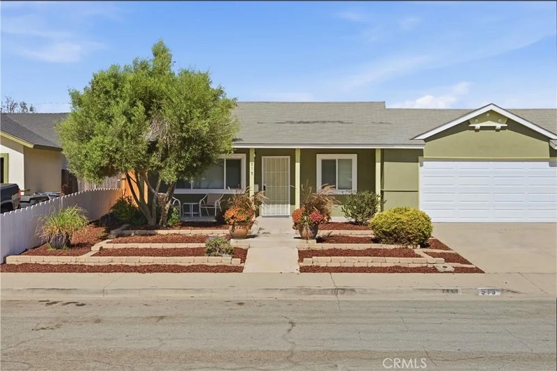 515 E Williams