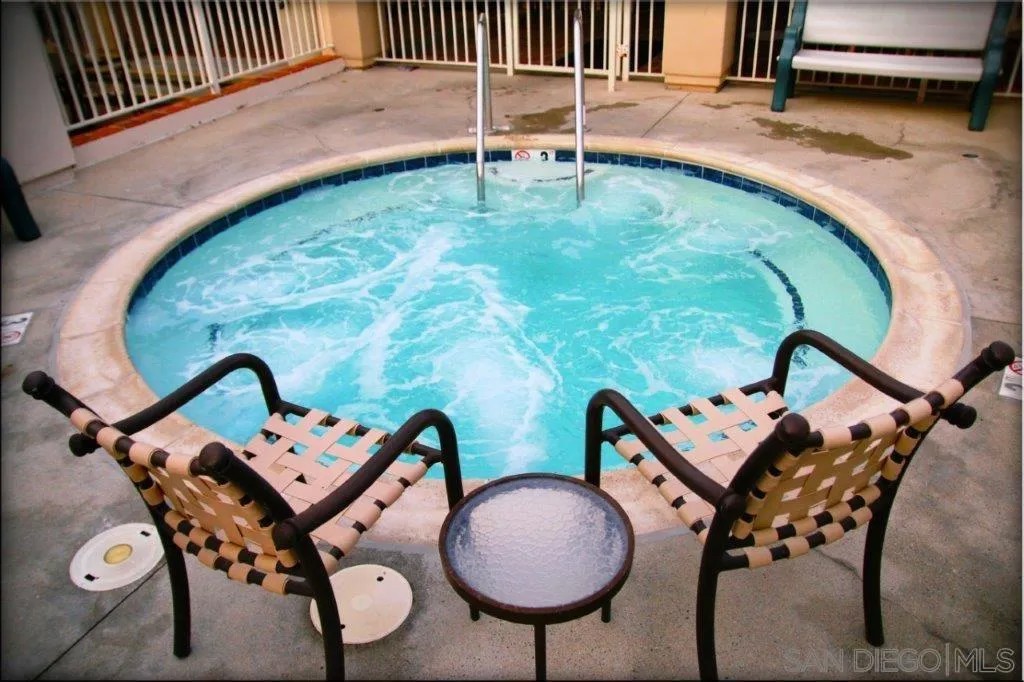 11582 Caminito Corriente