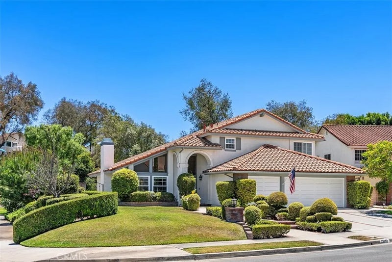 23852 Linnet Circle