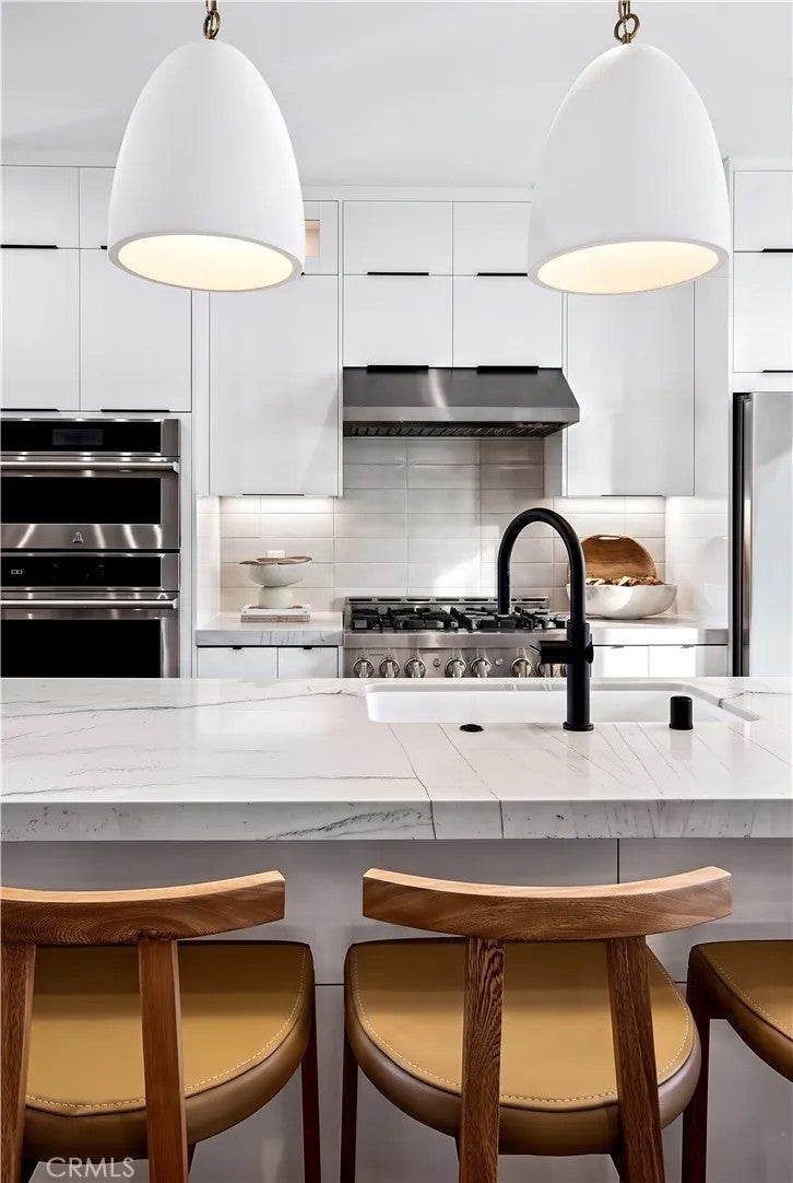 105 Sawtelle