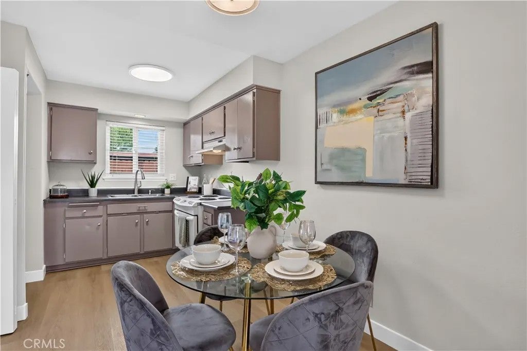 10216 Ascot Circle