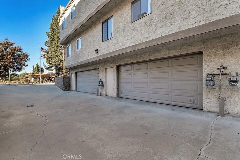 7240 Shirley 102