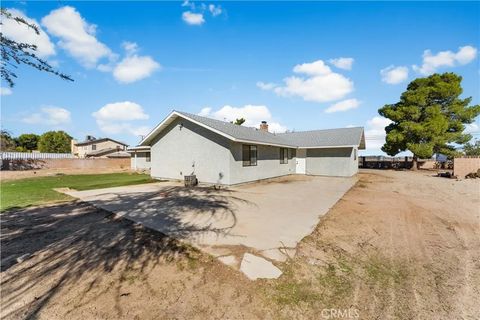 Tiny photo for 3322 E Avenue H, Lancaster, CA 93535 (MLS # PW25252934)