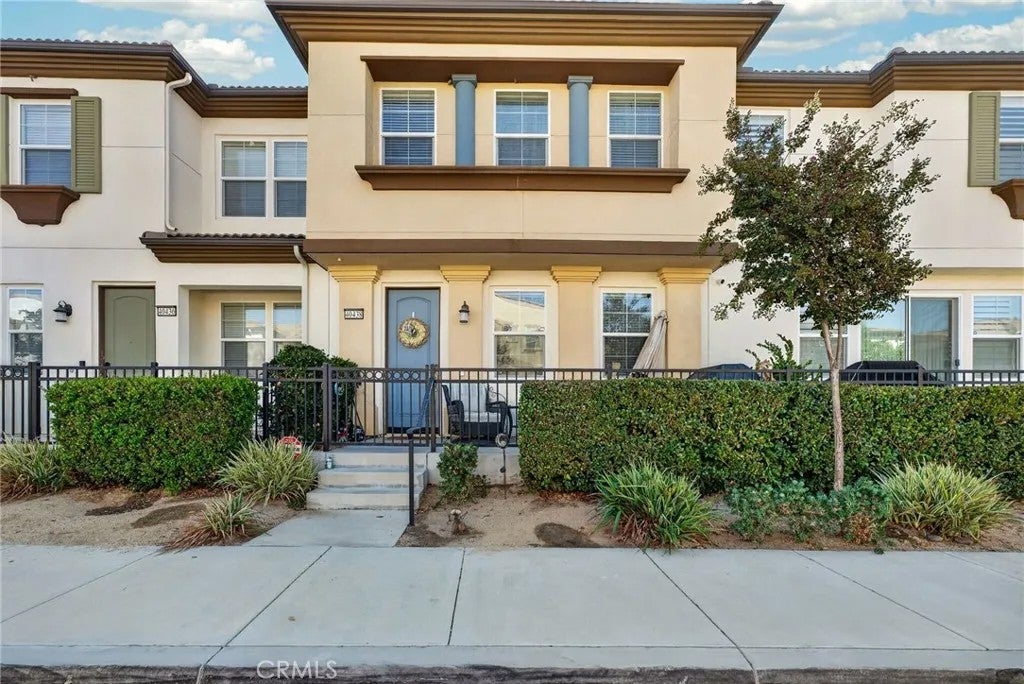 40438 Calle Real