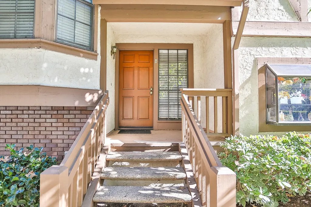 11092 Linda Lane B