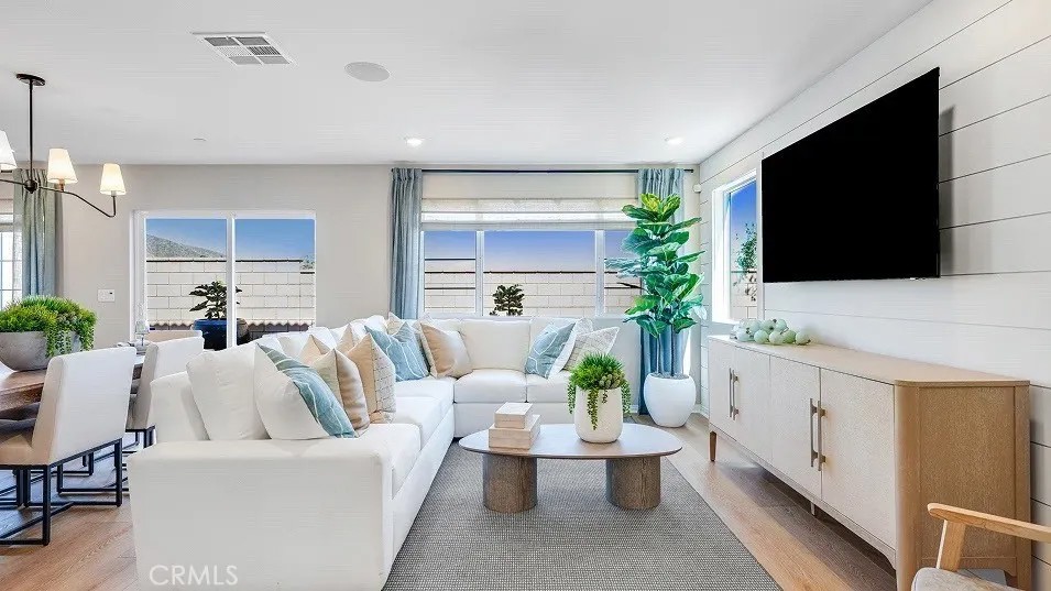 14141 Evergreen Court