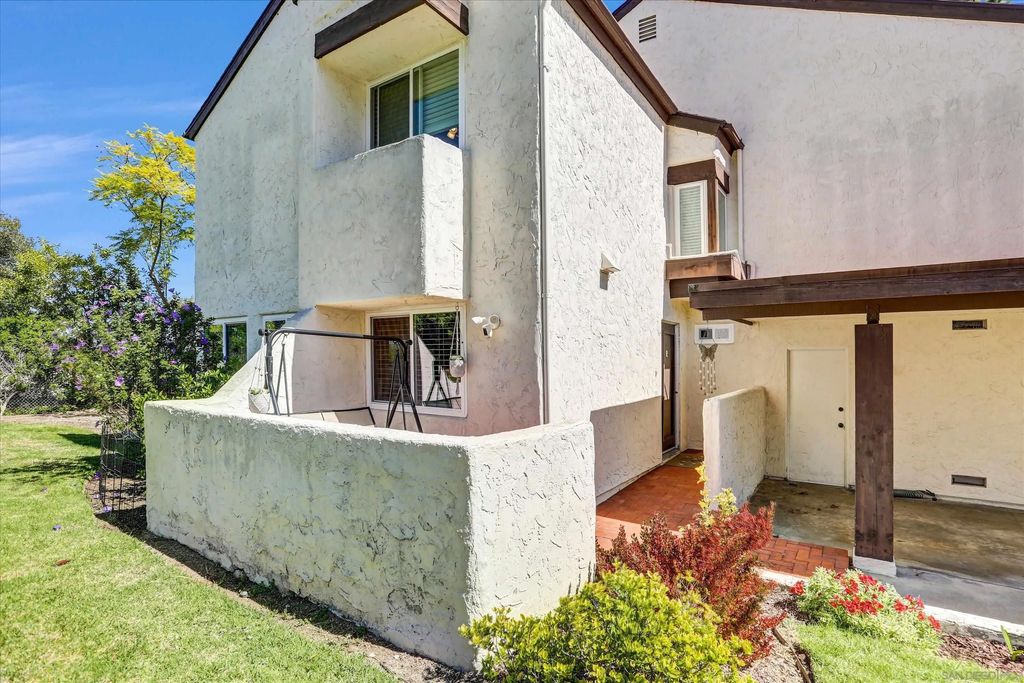 Photo of 1364 Tanager Ln, El Cajon, CA 92020 (MLS # 260005480)