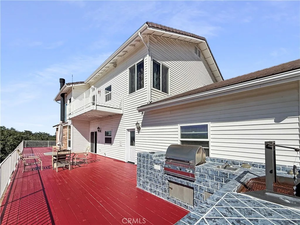 1312 Oak Ridge Way