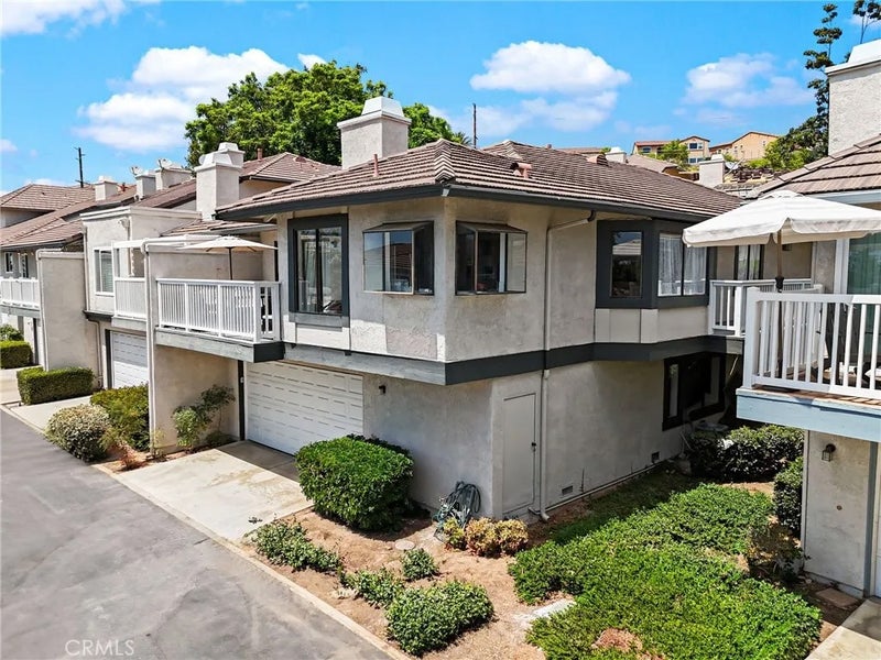 2475 Woodfield
