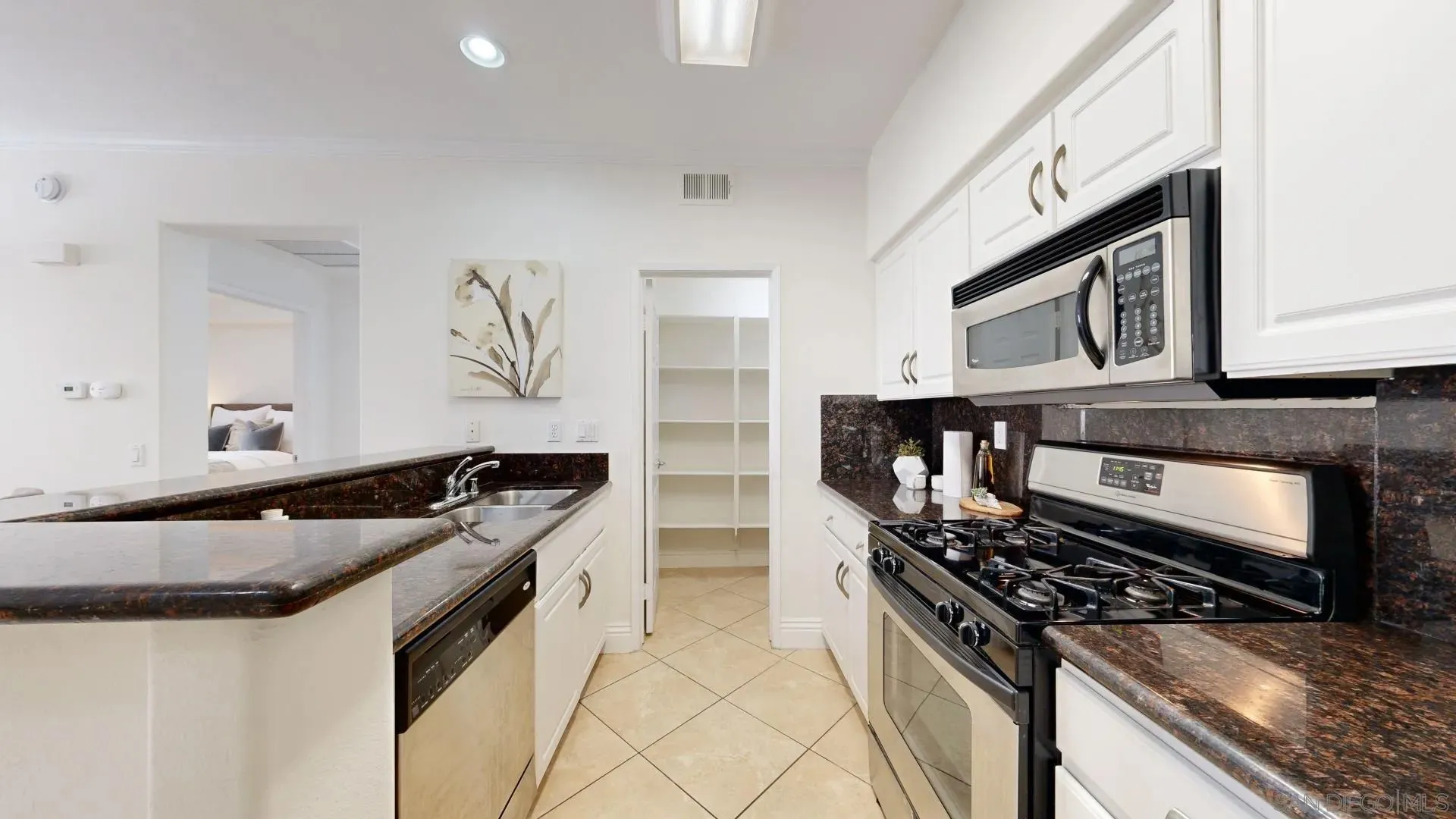 San Diego, California 92130, United States, 1 Bedroom Bedrooms, ,1 BathroomBathrooms,Residential,Active,201771