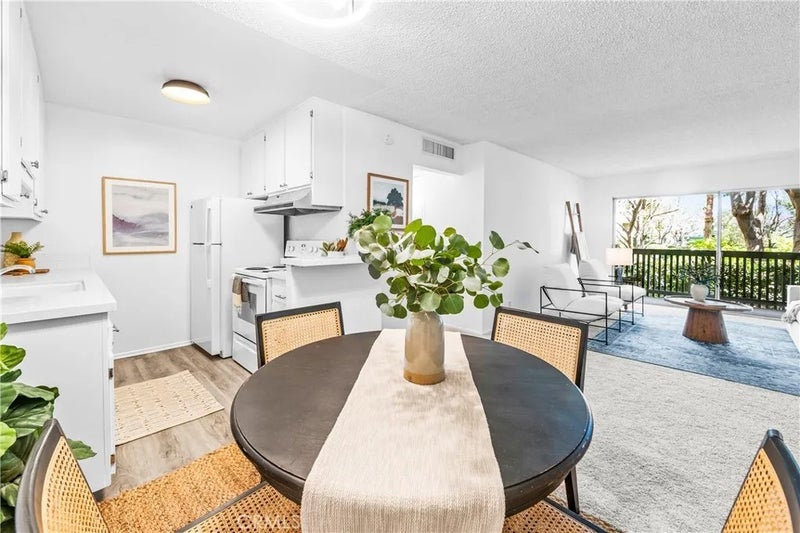 564 N Bellflower 116