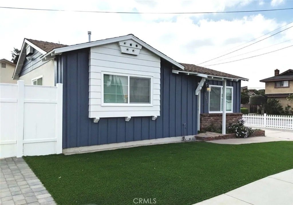Photo of 12028 Brookshire, Downey, CA 90242 (MLS # DW25267735)