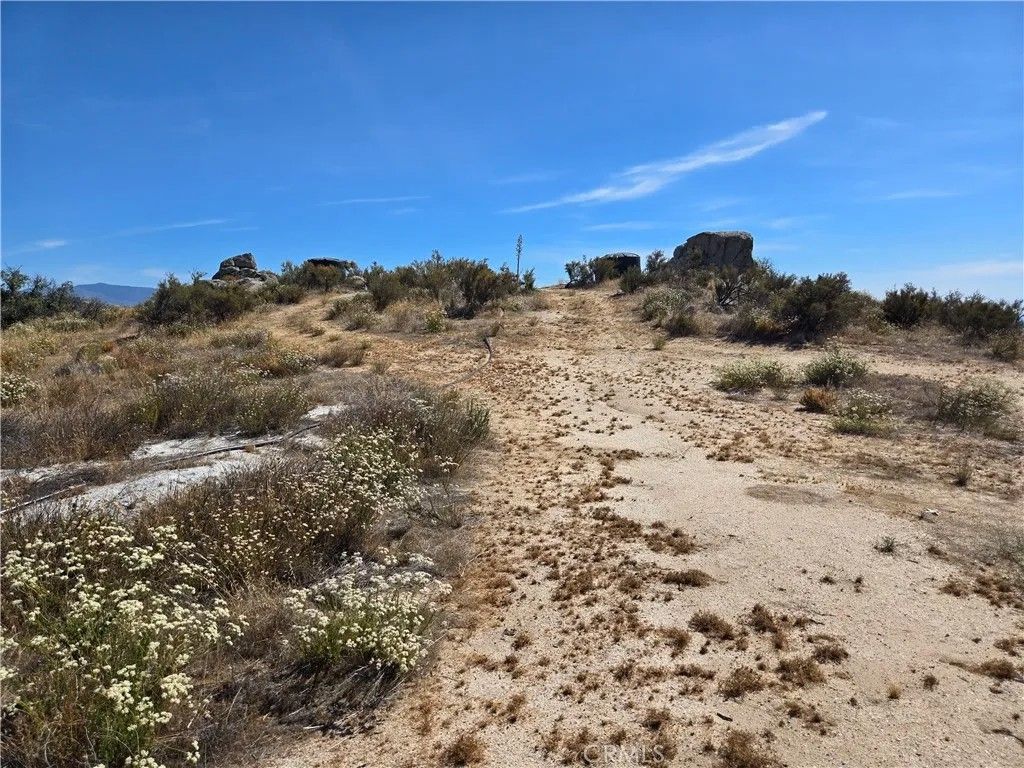 Photo of 8 Centennial, Aguanga, CA 92536 (MLS # SW25163703)