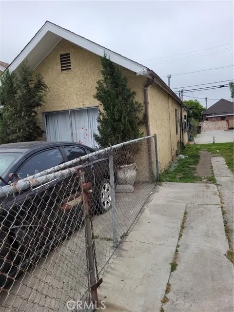 12110 Foster Road