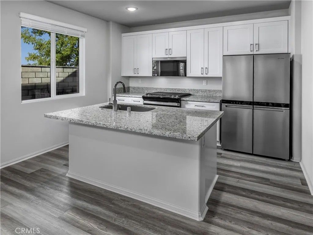 Photo of 28250 Via Vendimia, Temecula, CA 92591 (MLS # OC26069744)