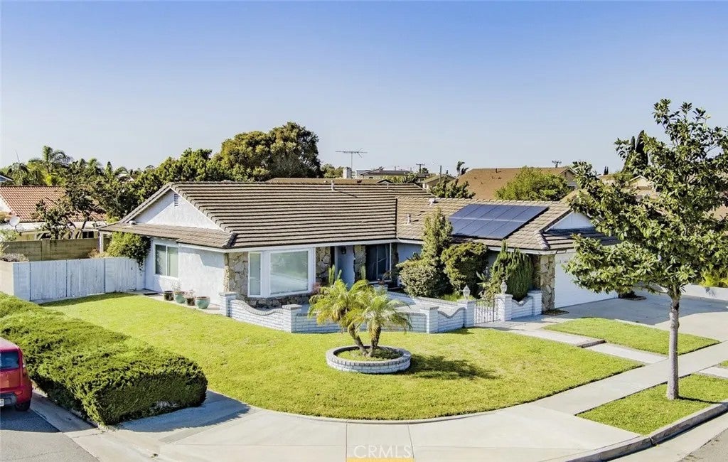 16457 Mount Newberry