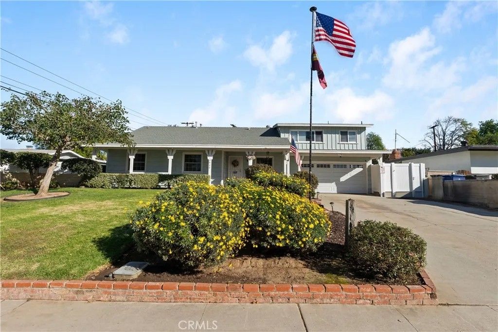 Photo of 2920 Cheyenne Rd, Riverside, CA 92506 (MLS # IV26007308)