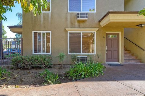 Photo of 792 Avocado Ave #6, El Cajon, CA 92020 (MLS # 250046169)