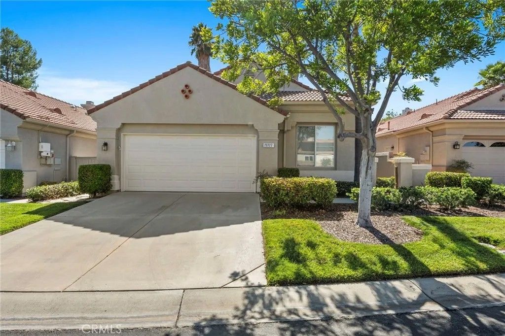 Photo of 23727 Corte Andar, Murrieta, CA 92562 (MLS # SW25224513)
