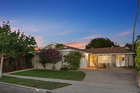 5249 Gaylord Pl San Diego CA 92117